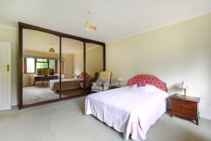 Bedroom- click for photo gallery